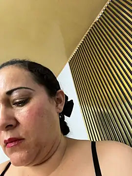 luisa curli online show from 06/29/26, 03:35