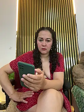 luisa curli online show from 07/25/26, 03:26