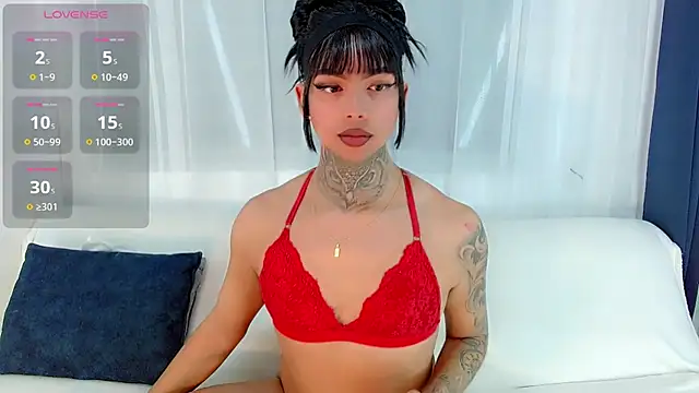 laura sweett120 online show from 06/07/26, 06:17