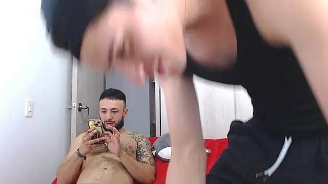 Sanit Di online show from 04/30/26, 03:02