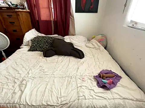 Snapshot of anja_peach chatting on 10/03/25, 05:54 anja peach online show from 10/03/25, 05:54