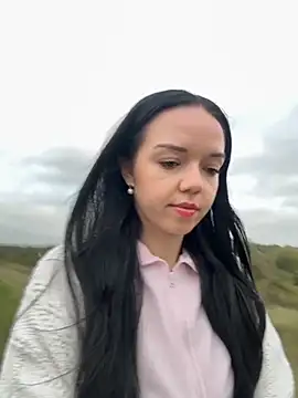 Snapshot of Vanesskaa chatting on 10/09/25, 05:00 Vanesskaa online show from 10/09/25, 05:00