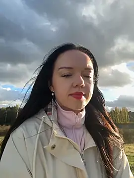 Snapshot of Vanesskaa chatting on 10/28/25, 03:25 Vanesskaa online show from 10/28/25, 03:25