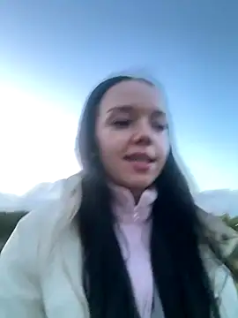 Snapshot of Vanesskaa chatting on 10/31/25, 04:52 Vanesskaa online show from 10/31/25, 04:52