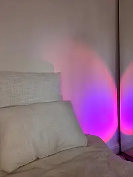 Snapshot of Vanesskaa chatting on 11/24/25, 03:34 Vanesskaa online show from 11/24/25, 03:34