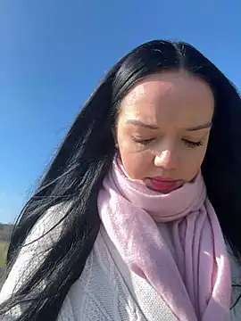 Snapshot of Vanesskaa chatting on 03/04/26, 12:22 Vanesskaa online show from 03/04/26, 12:22