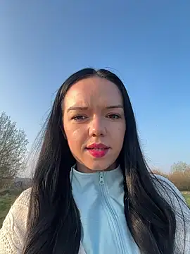 Snapshot of Vanesskaa chatting on 03/21/26, 05:05 Vanesskaa online show from 03/21/26, 05:05