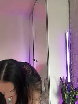 Snapshot of Vanesskaa chatting on 04/15/26, 12:34 Vanesskaa online show from 04/15/26, 12:34