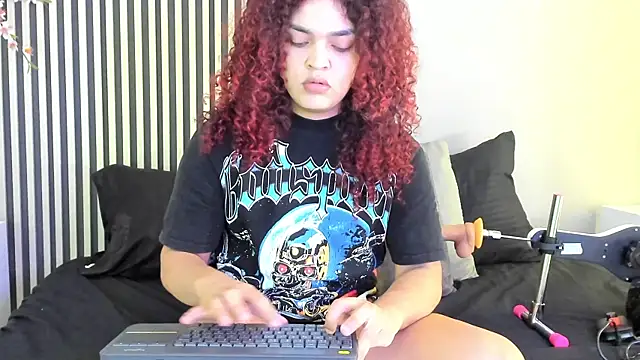 KarineWine online show from 07/28/26, 03:13