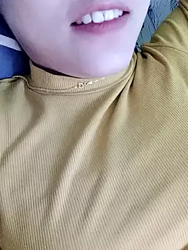 Snapshot of sexandmen66 chatting on 10/22/25, 04:35 sexandmen66 online show from 10/22/25, 04:35