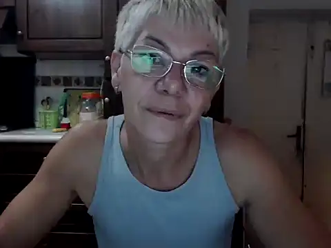 jona33 online show from 10/15/25, 04:34