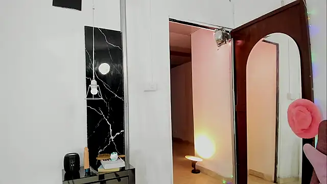 Jordyrodriiguez online show from 11/08/25, 11:25