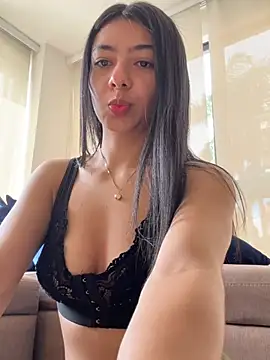 Liissa cute  online show from 06/01/26, 07:59