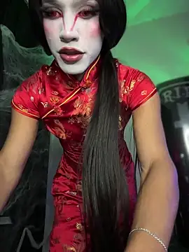 Emaa- online show from 10/31/25, 10:22