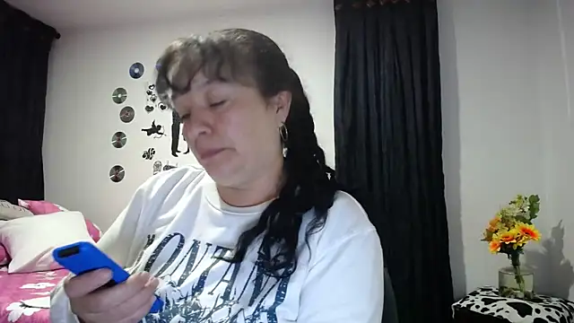 Sweeetness Milf online show from 11/07/25, 01:49