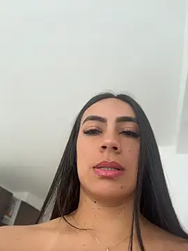 LauraCadwell online show from 06/12/26, 12:15