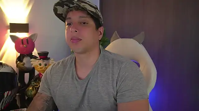 Snapshot of appolo_allen chatting on 10/01/25, 06:08 appolo allen online show from 10/01/25, 06:08