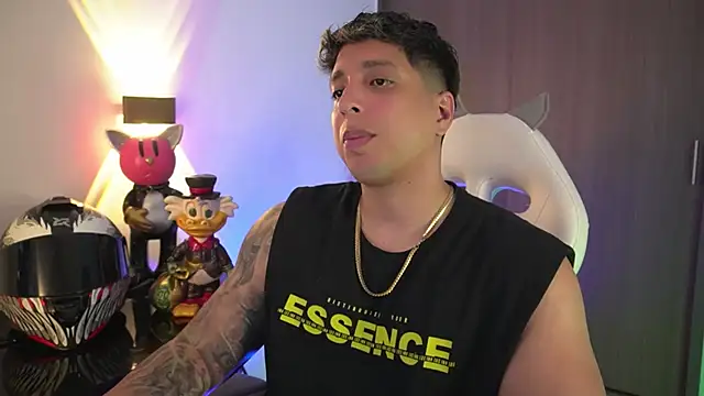 Snapshot of appolo_allen chatting on 10/07/25, 02:31 appolo allen online show from 10/07/25, 02:31