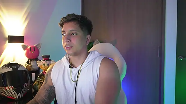 Snapshot of appolo_allen chatting on 10/09/25, 03:26 appolo allen online show from 10/09/25, 03:26