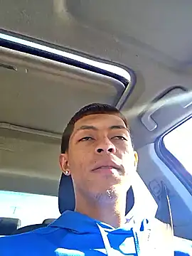 Snapshot of Yoko0381 chatting on 11/11/25, 05:57 Yoko0381 online show from 11/11/25, 05:57