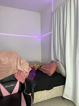 Lolykush online show from 02/18/25, 06:26