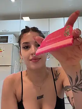 Lolykush online show from 10/16/25, 08:54