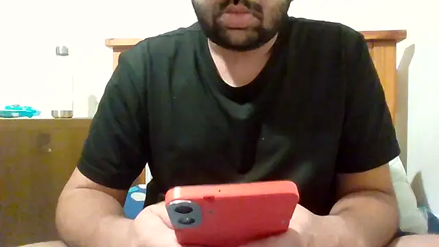 Snapshot of whoreboi98 chatting on 06/19/26, 10:13 whoreboi98 online show from 06/19/26, 10:13