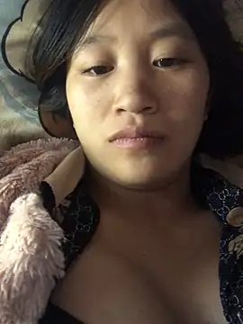 Snapshot of xotm chatting on 12/18/24, 04:20 xotm online show from 12/18/24, 04:20