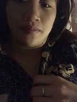 Snapshot of xotm chatting on 12/19/24, 05:40 xotm online show from 12/19/24, 05:40