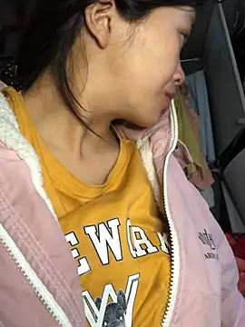 Snapshot of xotm chatting on 01/31/25, 02:15 xotm online show from 01/31/25, 02:15