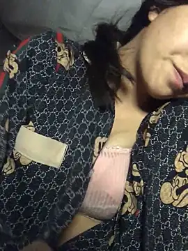 Snapshot of xotm chatting on 03/05/25, 02:56 xotm online show from 03/05/25, 02:56