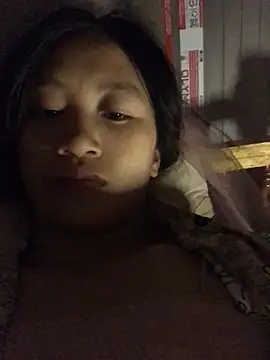 Snapshot of xotm chatting on 03/18/25, 09:21 xotm online show from 03/18/25, 09:21