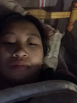 Snapshot of xotm chatting on 03/19/25, 11:14 xotm online show from 03/19/25, 11:14