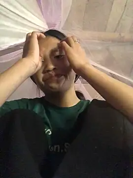 Snapshot of xotm chatting on 03/20/25, 09:04 xotm online show from 03/20/25, 09:04