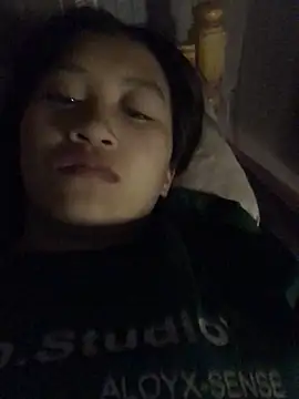 Snapshot of xotm chatting on 03/21/25, 08:29 xotm online show from 03/21/25, 08:29