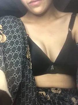 Snapshot of xotm chatting on 10/07/25, 03:04 xotm online show from 10/07/25, 03:04