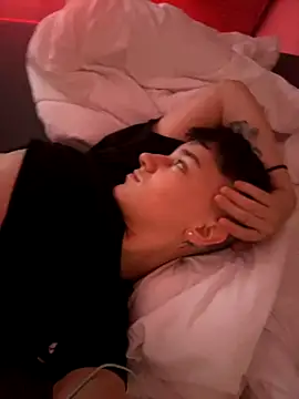 Snapshot of JessyAdore chatting on 09/21/25, 09:22 JessyAdore online show from 09/21/25, 09:22