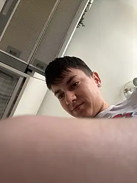 Snapshot of JessyAdore chatting on 10/22/25, 09:42 JessyAdore online show from 10/22/25, 09:42