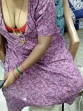 Snapshot of Indian_Meera chatting on 09/11/25, 02:55 Indian Meera online show from 09/11/25, 02:55