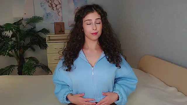 cosmosbaby online show from 09/22/25, 01:13