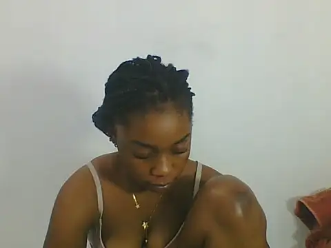 PrettyPrincess14 online show from 03/07/25, 03:49