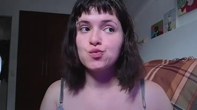 NEXT DOOR GIRL  online show from 04/30/26, 10:47