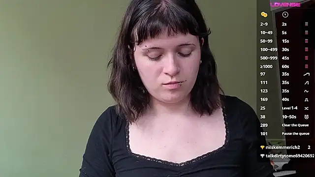 NEXT DOOR GIRL  online show from 06/17/26, 08:10
