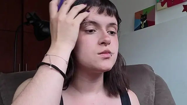 NEXT DOOR GIRL  online show from 06/18/26, 09:19