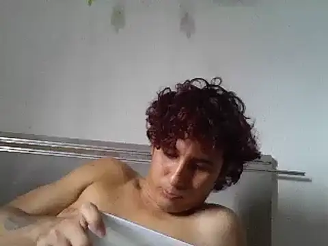 pedrodavid  online show from 01/07/25, 07:17