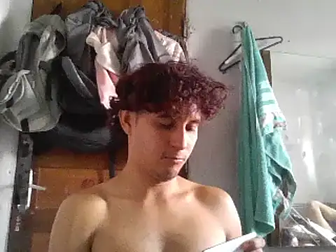 pedrodavid  online show from 01/29/25, 07:32