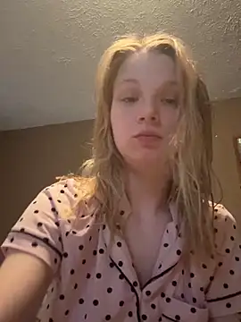 Daddyssllut online show from 03/21/25, 07:13