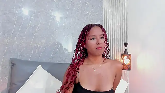 Sophiee Velvet online show from 12/18/24, 07:30