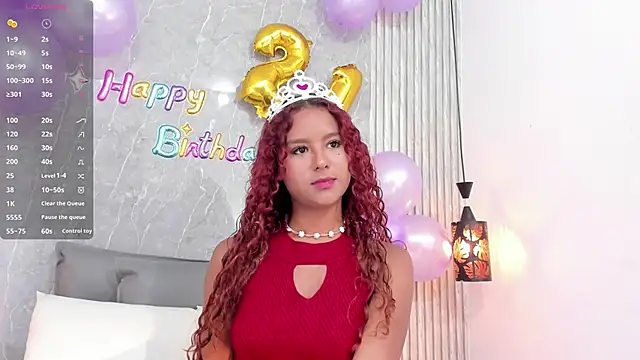 Sophiee Velvet online show from 02/17/25, 01:32