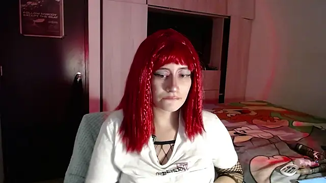 Snapshot of mariana124- chatting on 11/29/25, 10:35 mariana124- online show from 11/29/25, 10:35